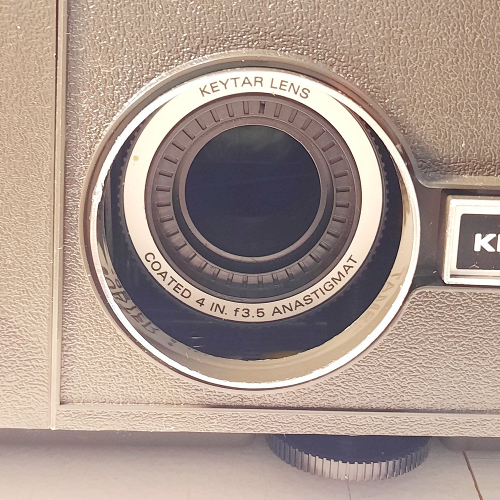 Keystone Auto Focus slide projector, rotary tray, instructions, Model K900