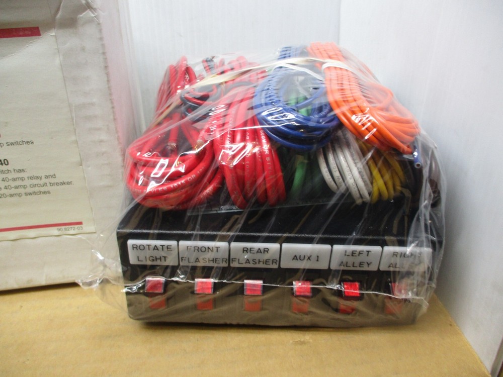 SHO-ME Six Position Switch Box with Backlighted Legends  05.6040