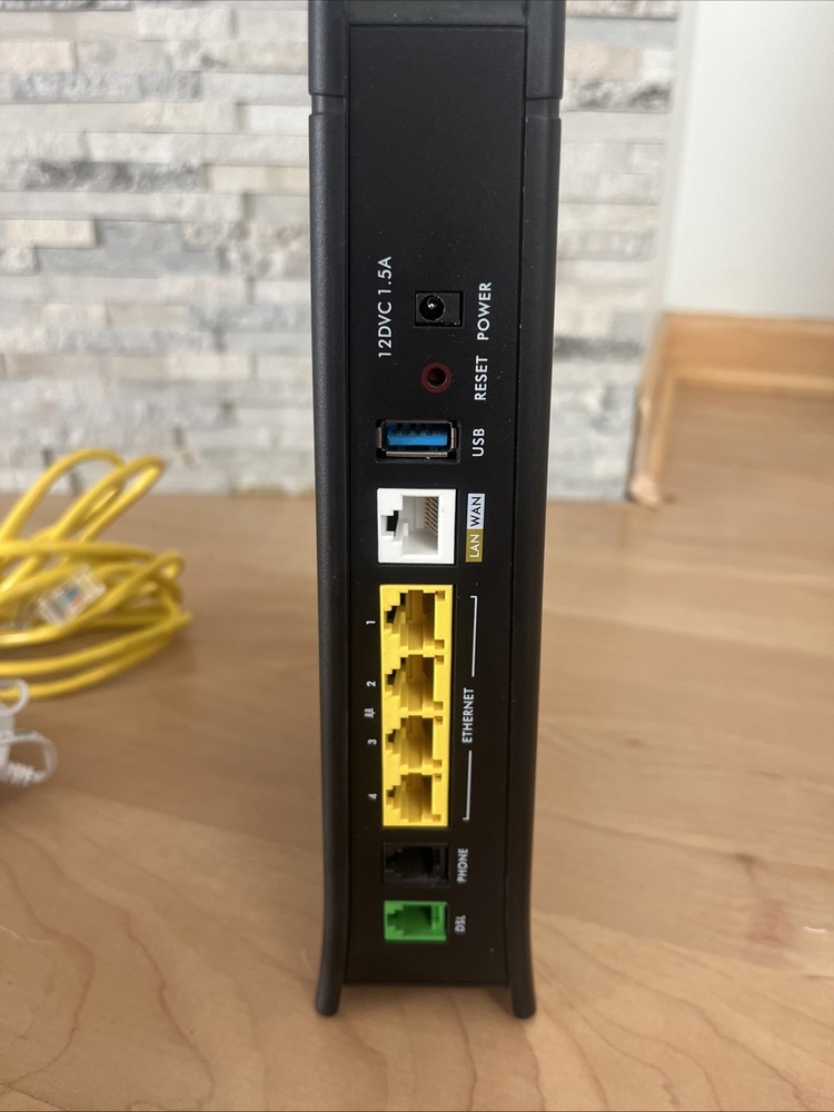 Century Link Modem / Wifi Router & Cables