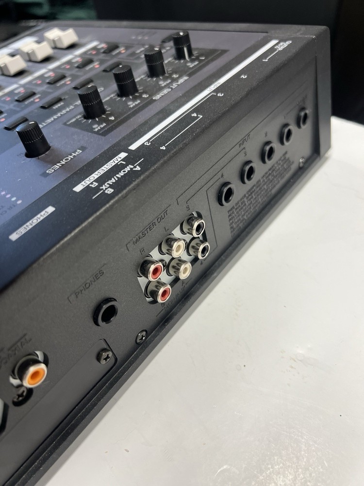 Roland VS-840GX Digital Studio Workstation