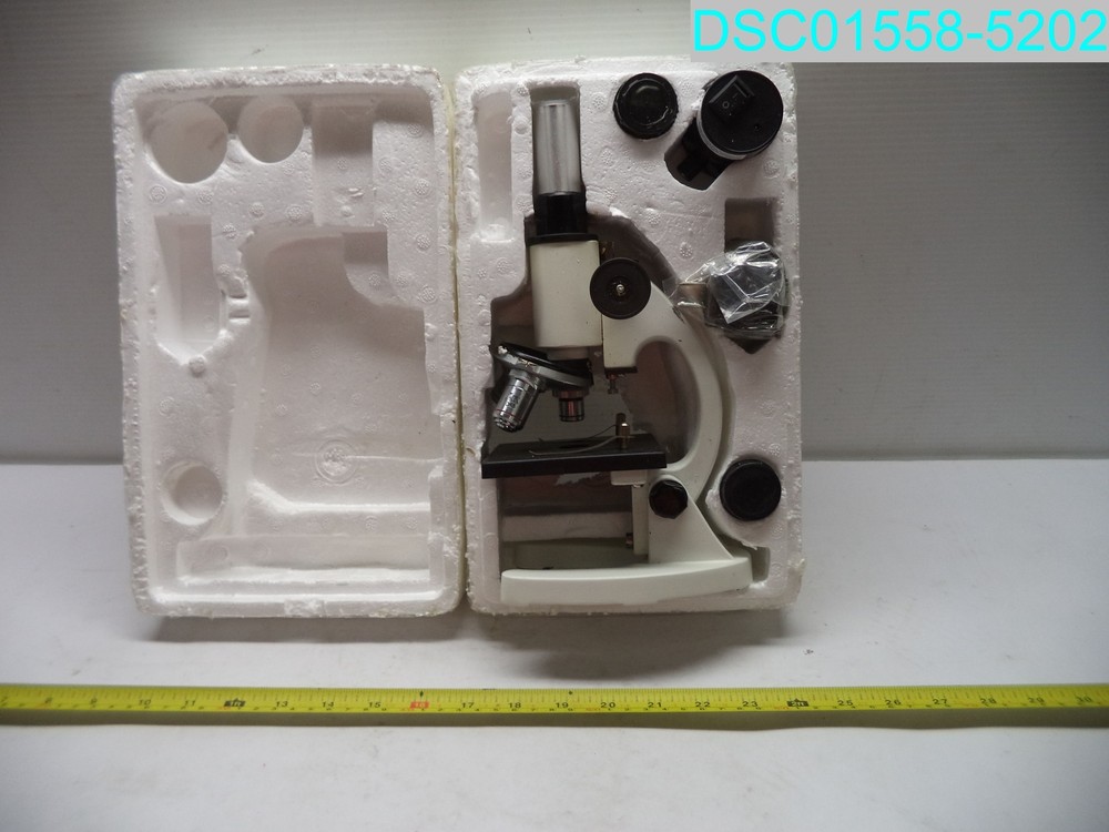 Biological Compound Microscope 03078