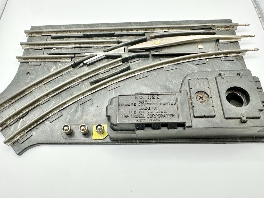 Lionel No. 1122 O27 Switch & Controller Set