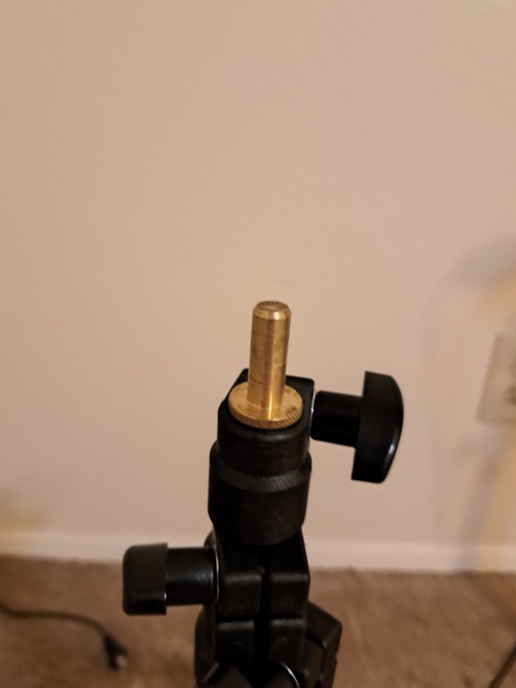 Smith Vector KT750 Photo Lighting Kit w/Reflectors, Diffusers, Stands - No Bulbs