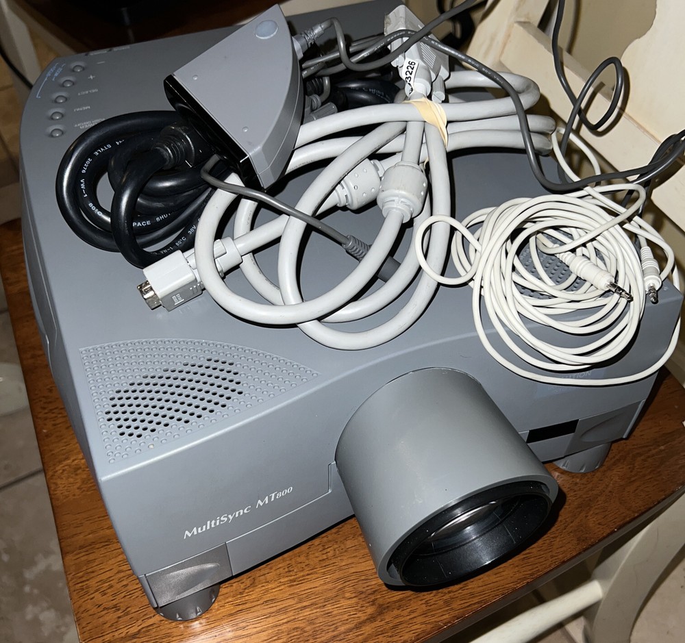 NEC MultiSync MT800 TFT LCD Projector Tested And Working! Read Desc!