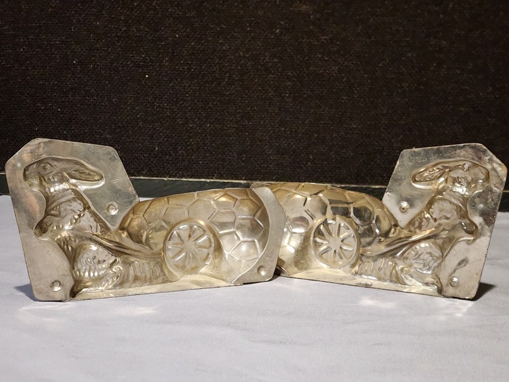 Vintage Tin Chocolate Mold Bunny Pulling Egg Cart 6" READ