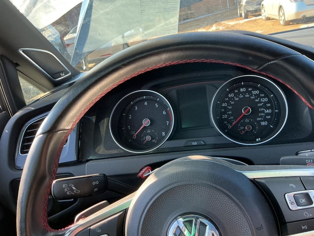 GTI 2017 Glove Box 4959866