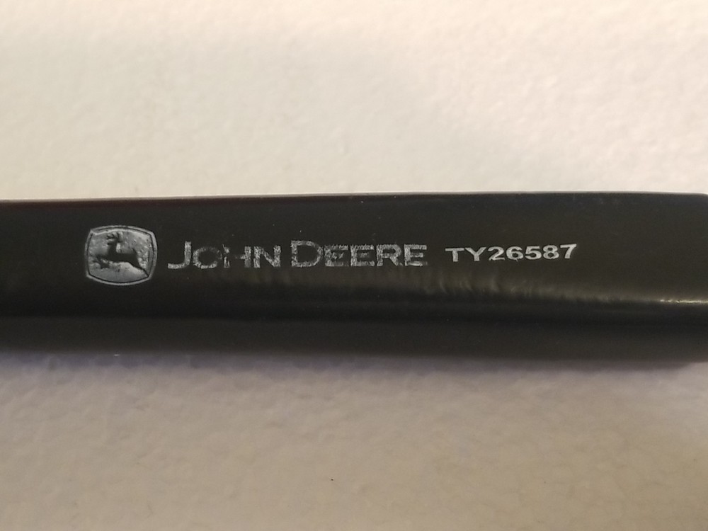 John Deere Medium Universal Oil Filter Wrench - TY26587