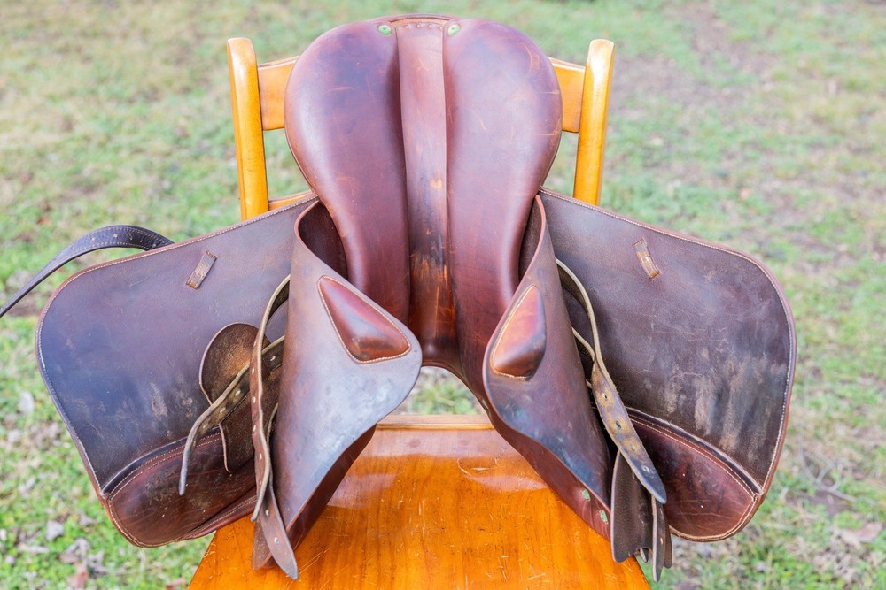 17" Devoucoux Biarritz Saddle Calf with D3D panels