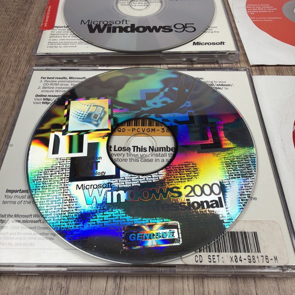 OS BUNDLE - Microsoft Windows 95, 2000 Professional, XP Home Restore Compaq Dell