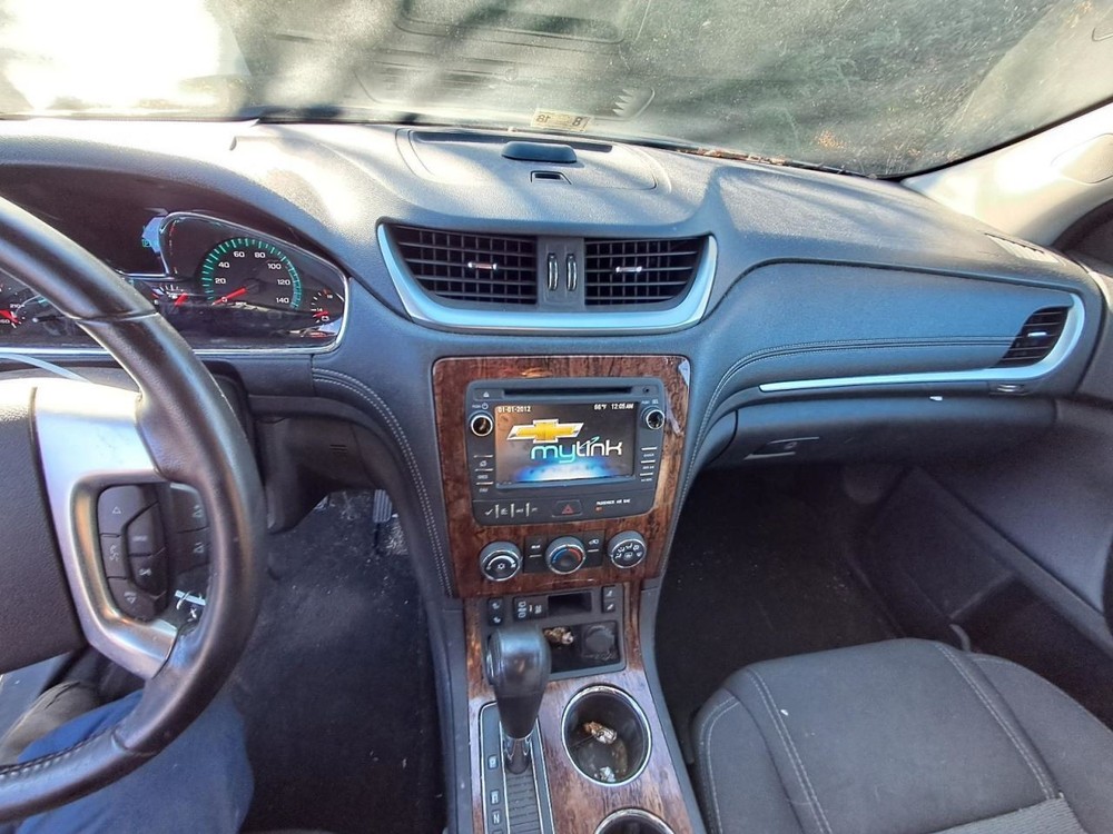TRAVERSE  2014 Glove Box 4860658
