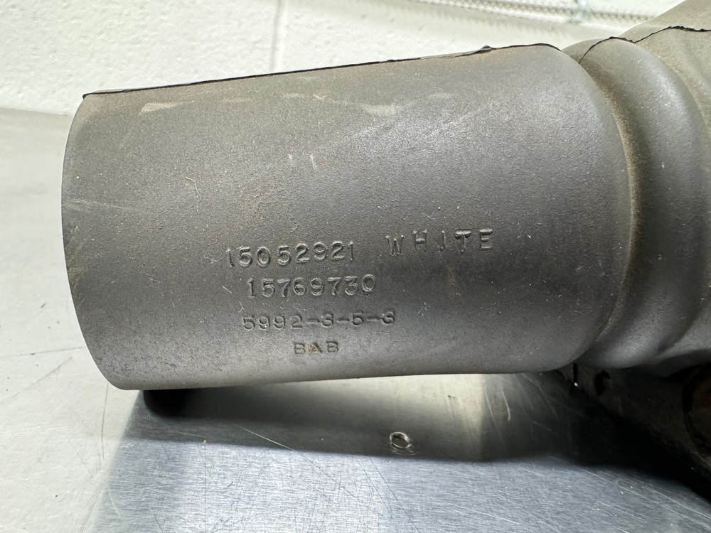 2003 ESCALADE STEERING COLUMN FIREWALL COUPLING BOOT MOUNT 15769730 #L26