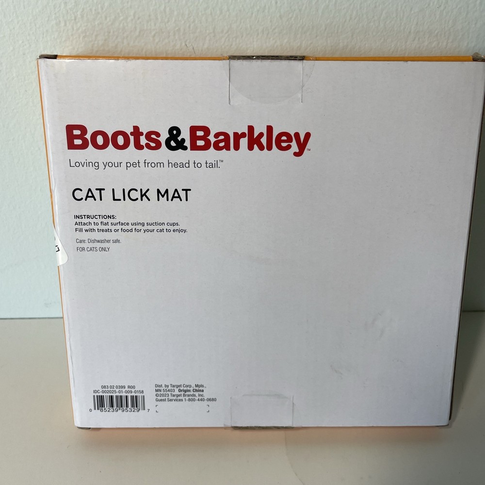 Boots & Barkley Cat Feeding Lick Mat - Light Green