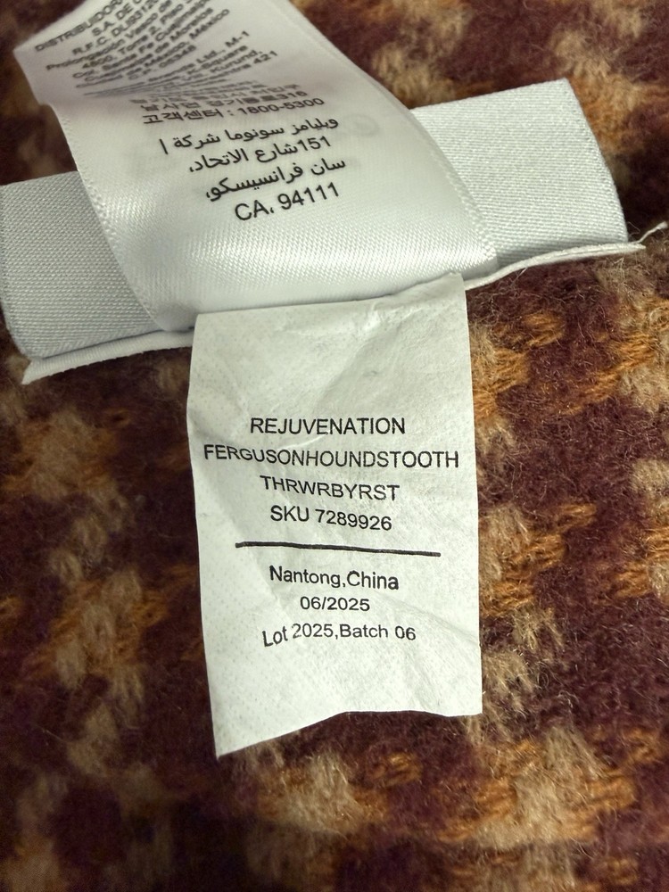 Rejuvenation Ferguson Houndstooth Wool Throw Ruby and Rust New! Read