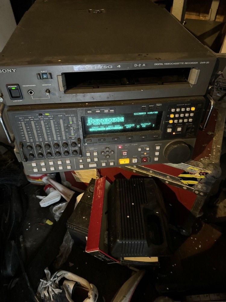 Sony dVR-20 Digital Video Cassette Recorder D-2 Composite