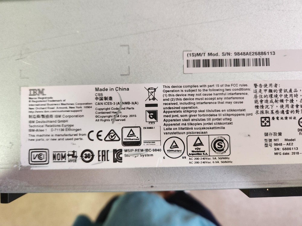 IBM 9848-AE2 Flash System V9000 expansion