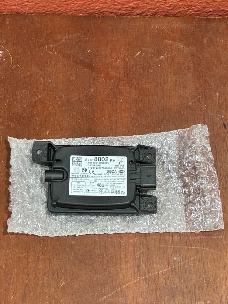 Passenger Side Obstacle Detection Control Module - GM (84418802)