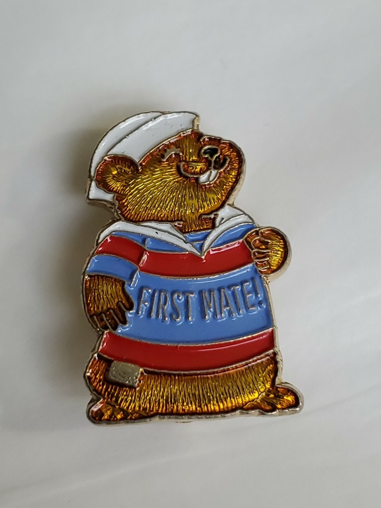 First Mate Gopher With Sailor Hat Lapel Hat Jacket Pin