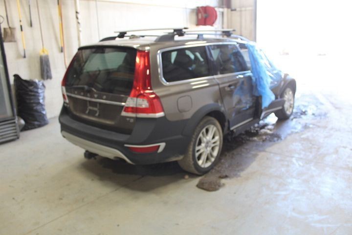2016 Volvo XC70 WIndshield Mounted Camera/Projector 2402194