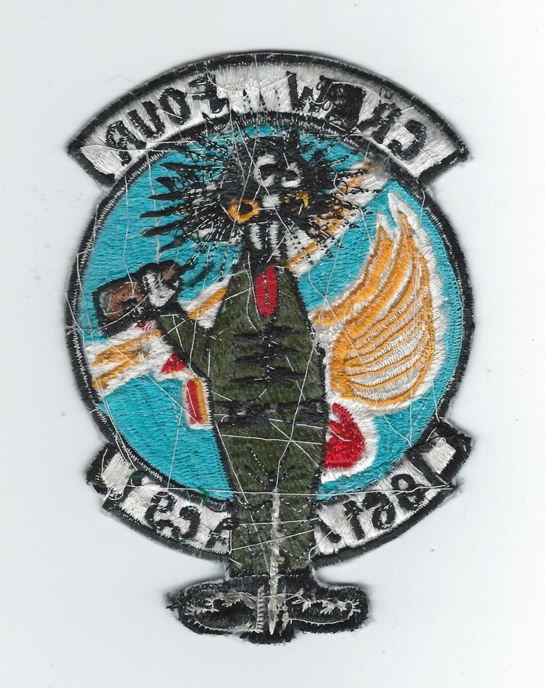 80's 961st AIR WARNING &CONTROL SQUADRON "CREW FOUR" (ASIAN MADE) patch