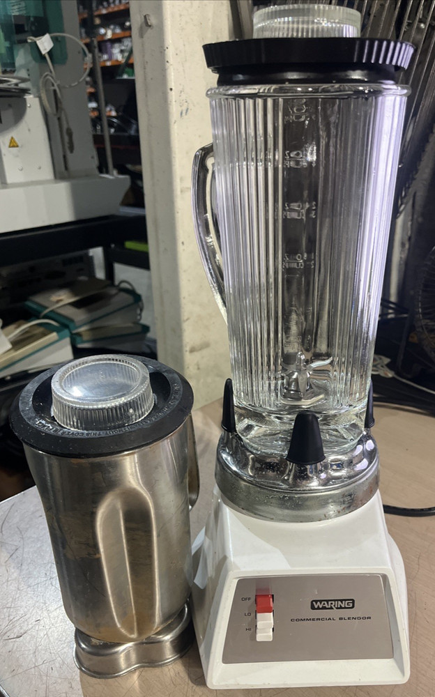 WARING COMMERCIAL BLENDER 31BL92