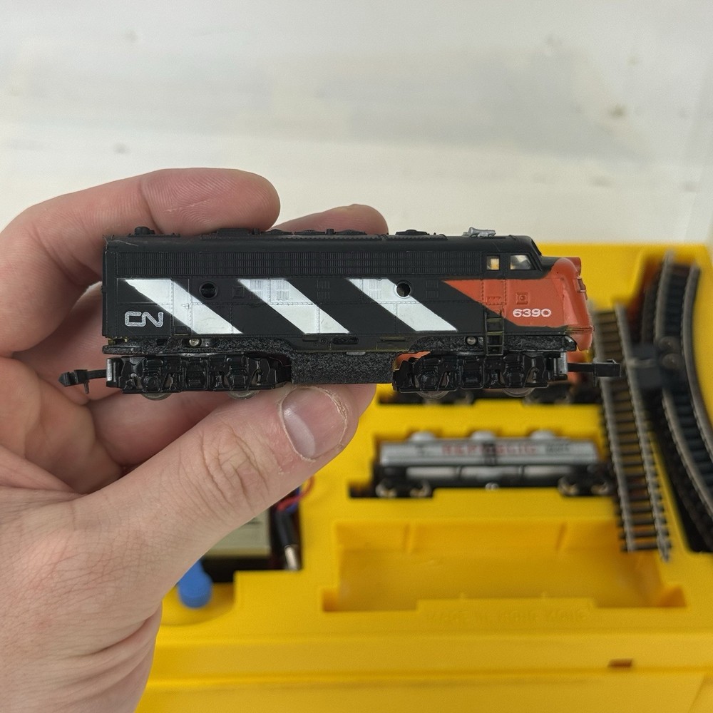 Bachmann N Scale Train Set Canadian National