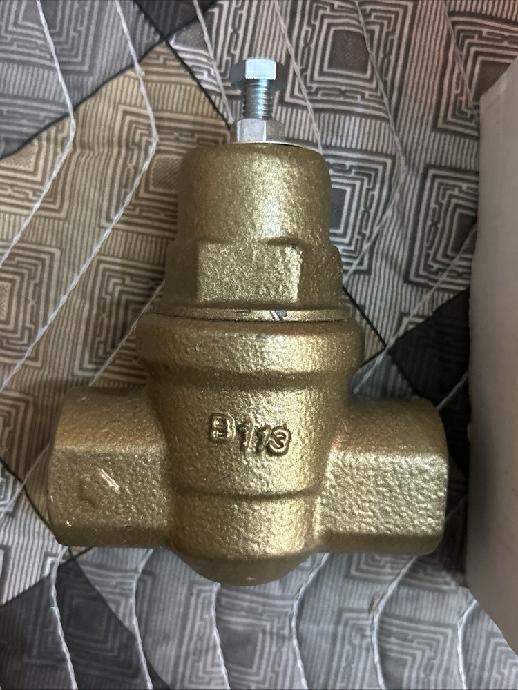 Cash Acme 3/4 Inch EB75 FPT x FPT Pressure Regulator Valve (PRV), 45 PSI, 230...