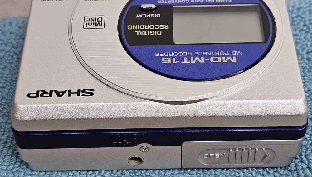 Sharp Mini Disc Portable MD-MT15H