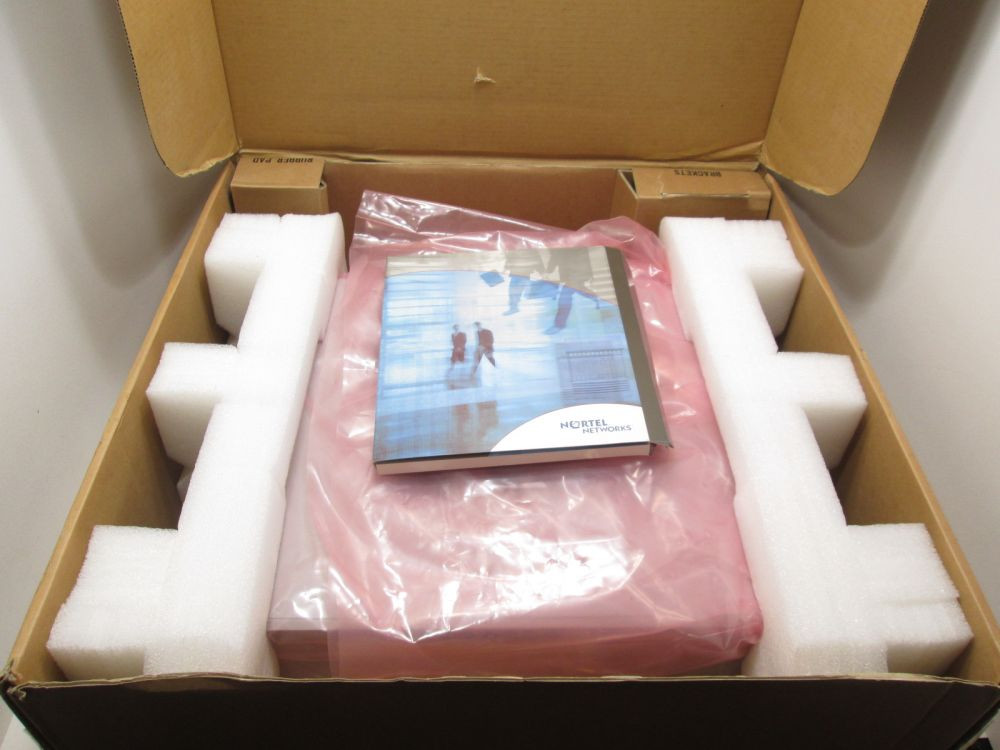 Nortel CQ2001E89 Baystack Instant Internet 400-S