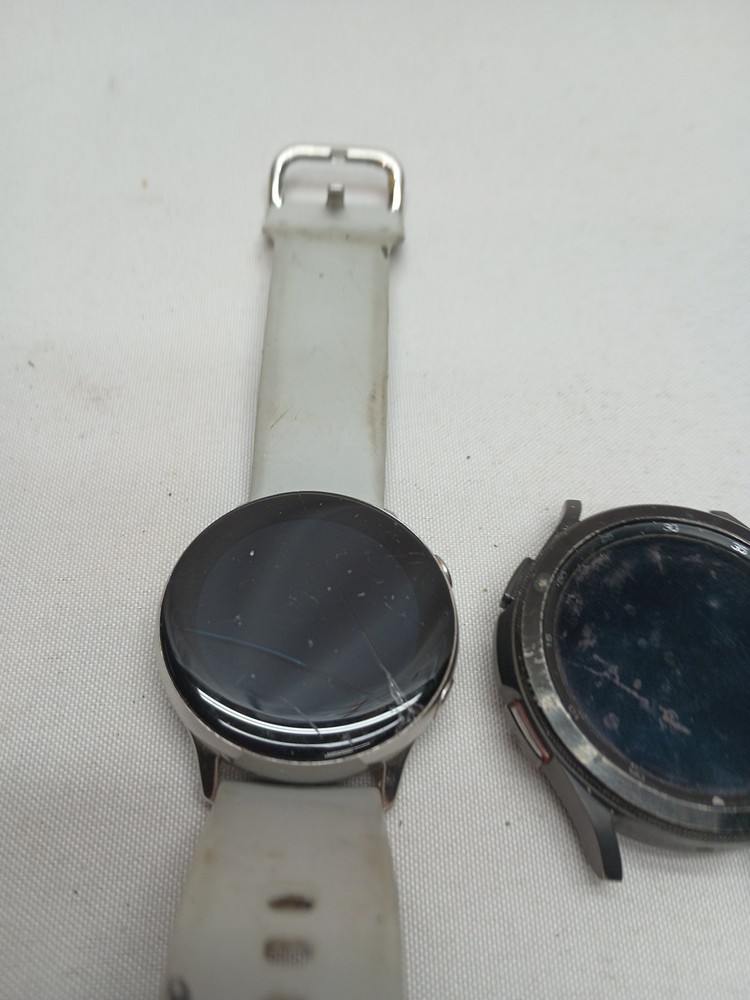 Samsung Galaxy Smartwatches - UNTESTED