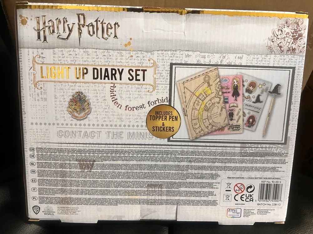 Harry Potter Diary Journal PLEASE SEE DESCRIPTION LIGHT NOT WORKING.