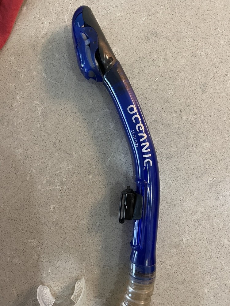Oceanic Ultradry S Snorkel