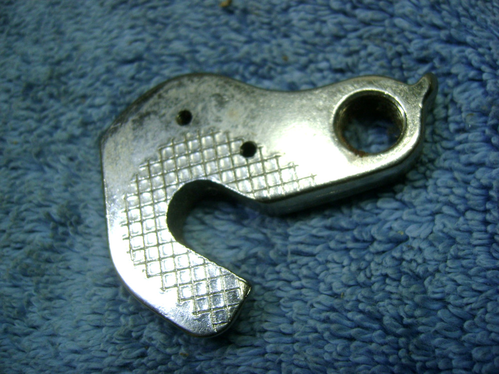 NOS Genuine, Specialized Derailleur Hanger, 989-4265