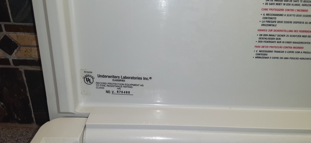 Brinks Home Security Lock Box (no key)