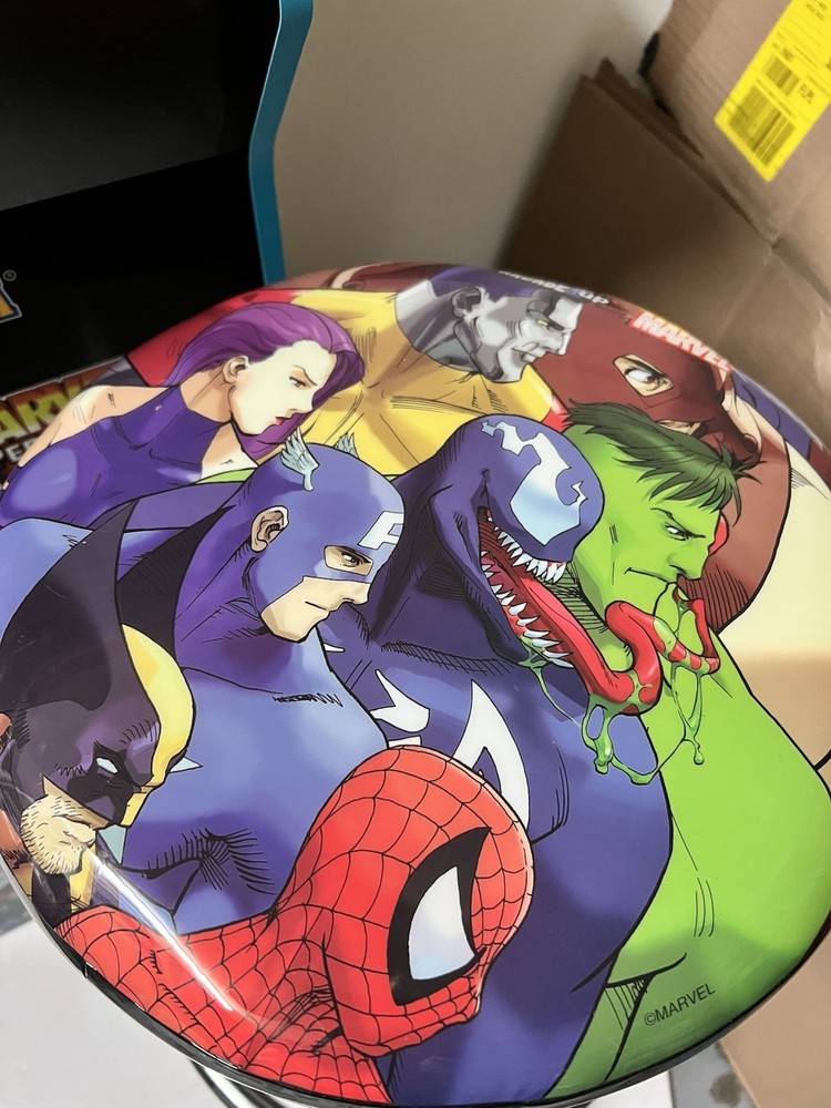 Arcade1UP Marvel vs Capcom Arcade With Riser/ Stool 🔥 GREAT CONDITIONS