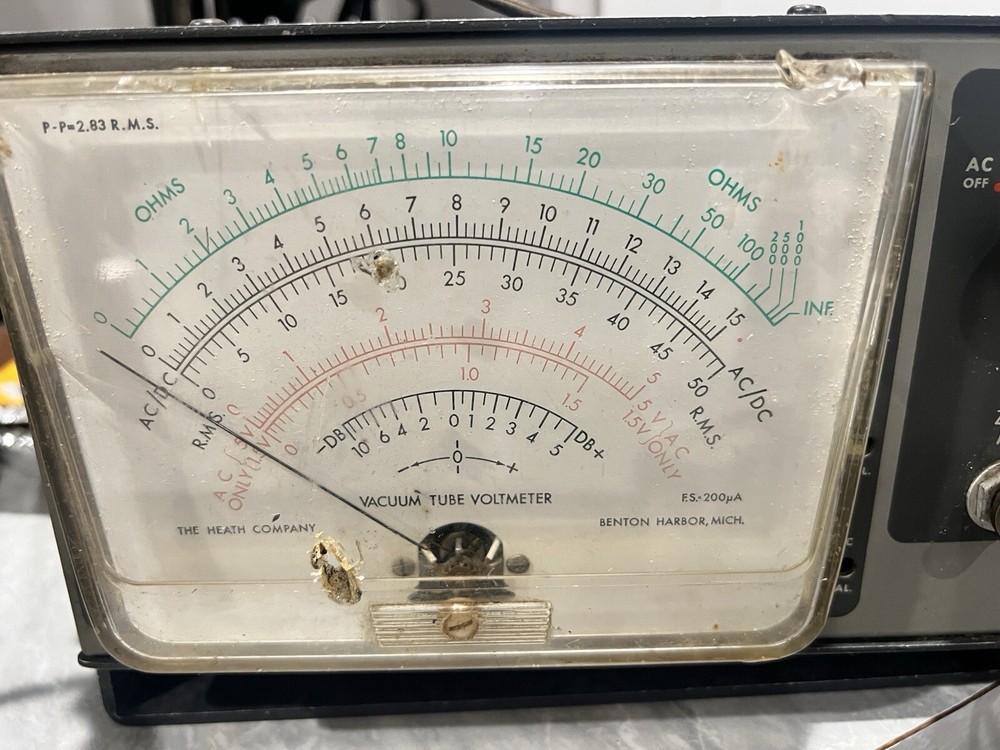 Heathkit VTVM Vacuum Volt Tube Meter IM-13 Untested Powers On