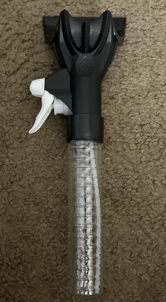 Subzero 11.75 “ Refillable Spray Bottle/Deicer Scrapper! Fast Shipping!
