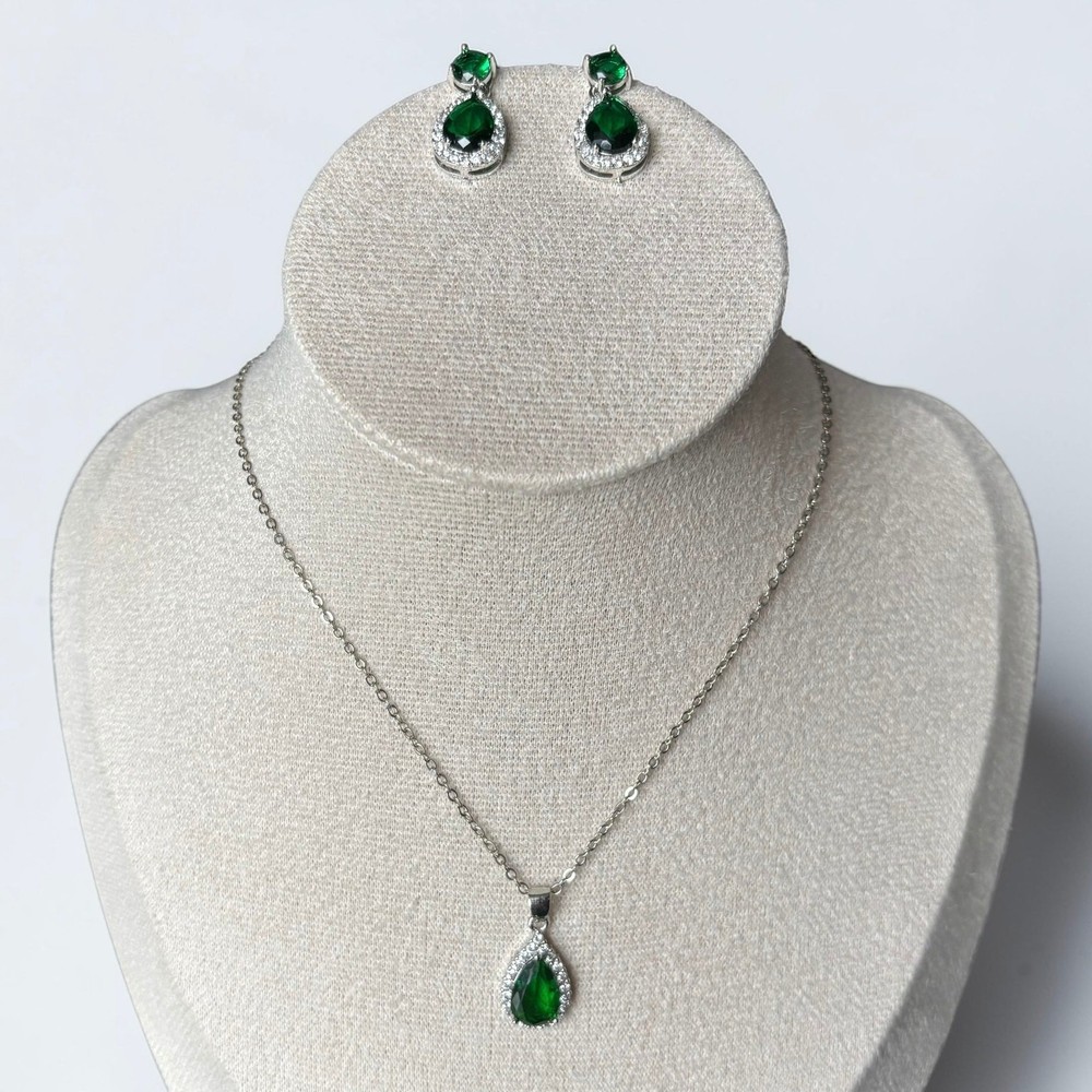 Emerald Elegant Set