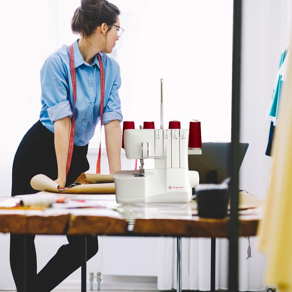 SINGER S14-78 Differential Feed Serger Overlock Machine with Accessory Kit