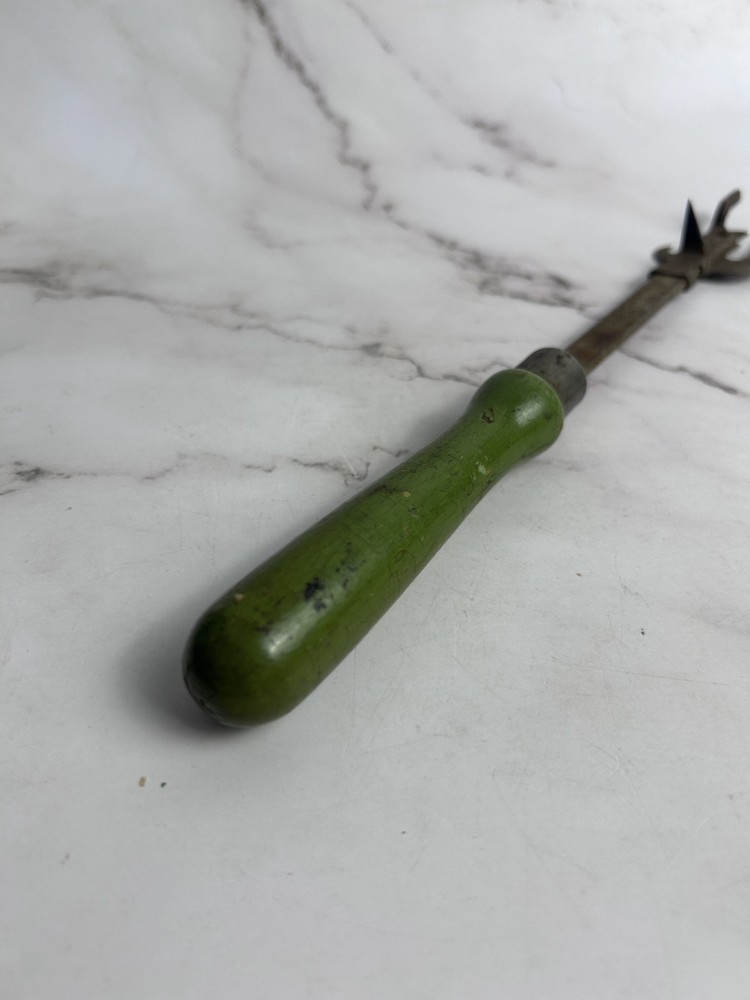 vintage manual can opener