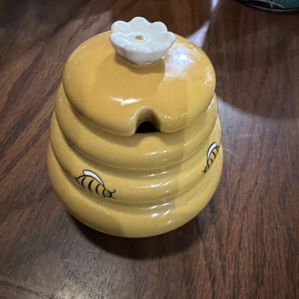 Ceramic Behalf Trinket
