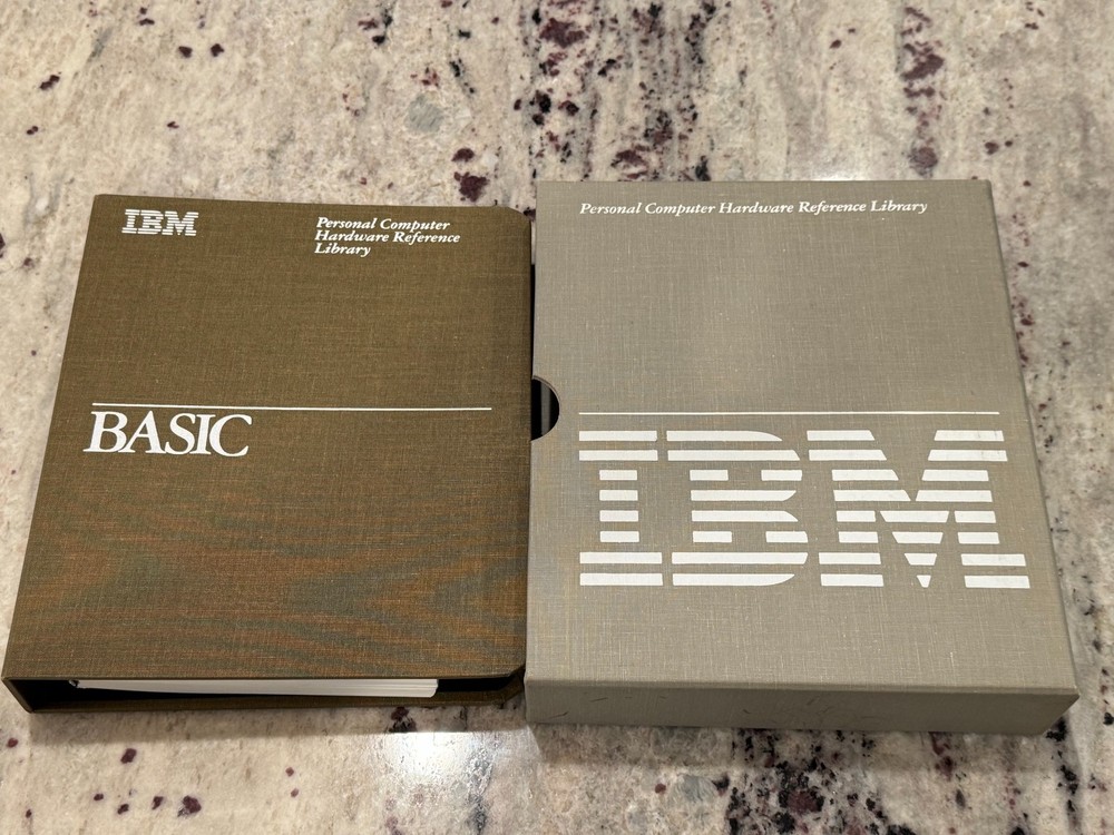 IBM BASIC Reference Library 1982 ~ 2nd Edition 6025010 Book and Sleeve