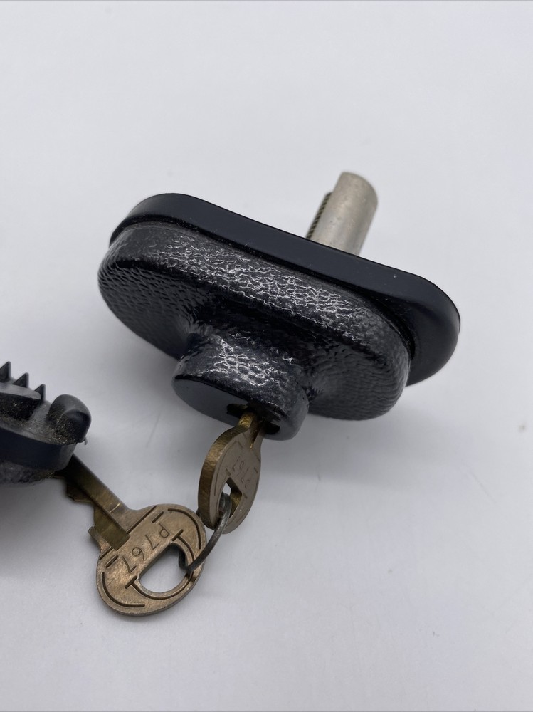 Master 90 Gun Lock Trigger Lock with 2 Keys