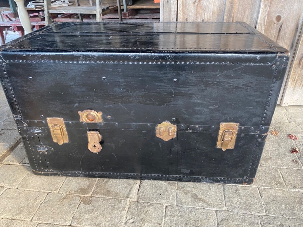 early 1900's steamer trunk