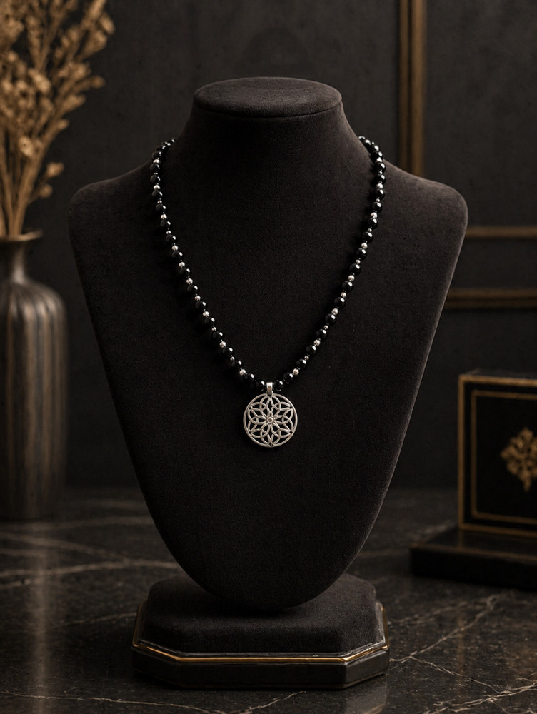 Sweet Sable Necklace