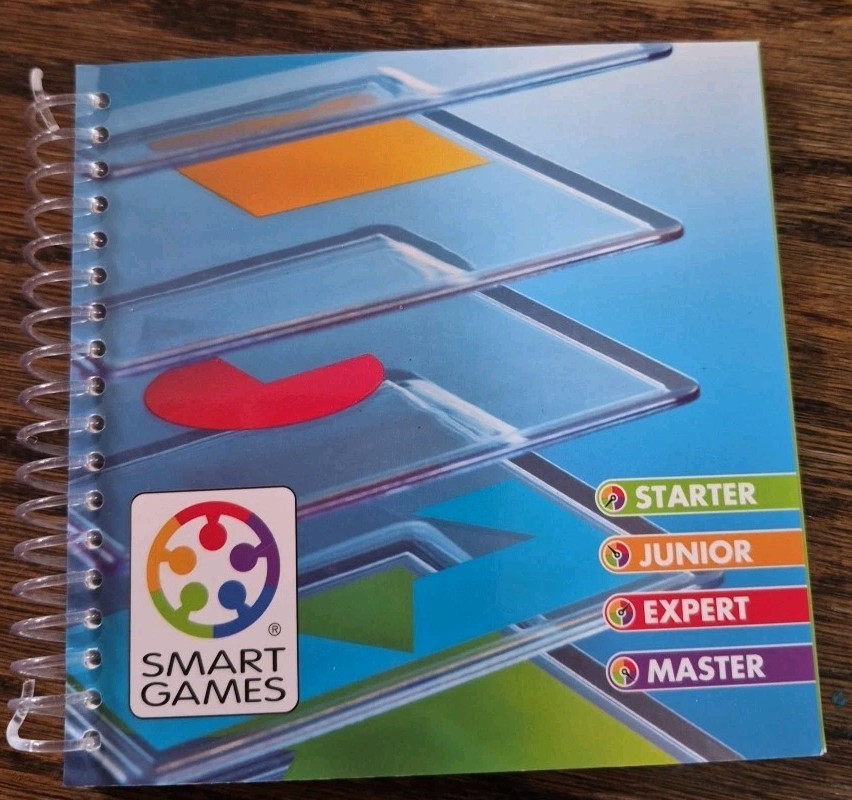 SmartGames Color Code - Ages 5+ | 1 player