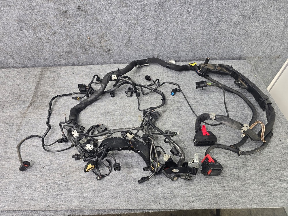 Fuse Box Engine Main Wiring Wire Harness Diesel Mercedes W212 E350 oem