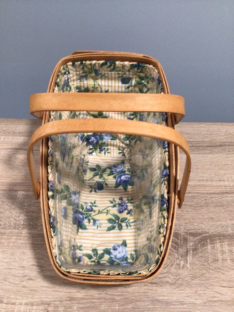 Longaberger Two Handled Fruit Vegetable Bread Basket 1996