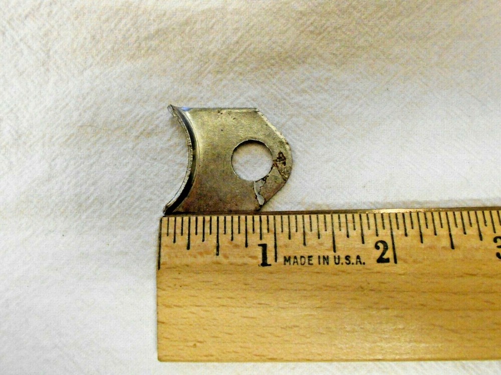 CUMMINS 3049216 Clamp