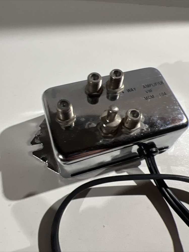 4 way vhf amplifier MCM-104