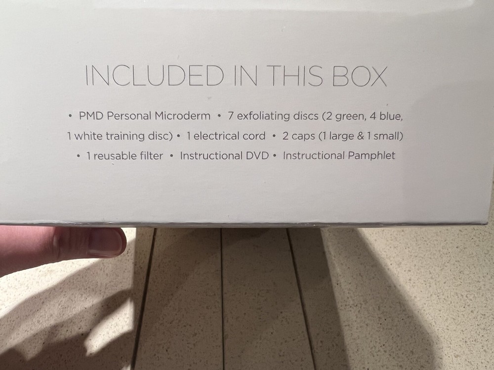 PMD Personal Microderm Microdermabrasion Machine with Kit